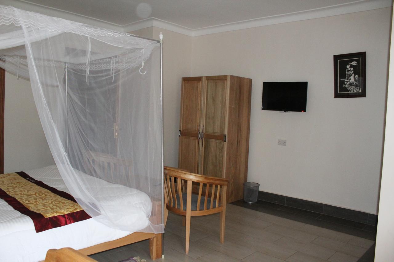 Cepha'S Inn Kabale Exterior photo