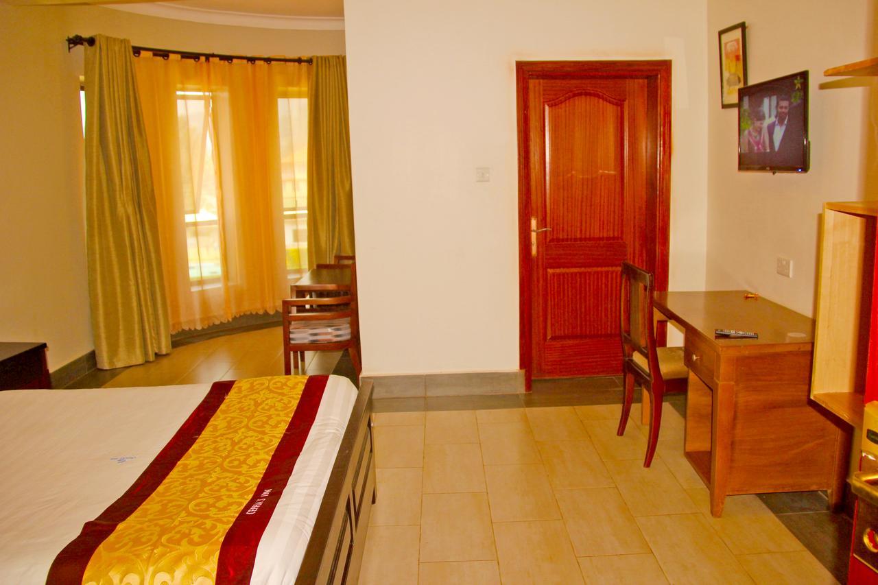 Cepha'S Inn Kabale Exterior photo
