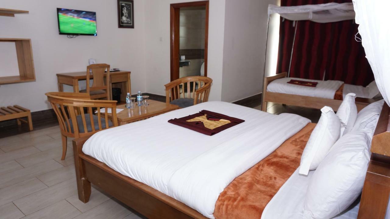 Cepha'S Inn Kabale Exterior photo
